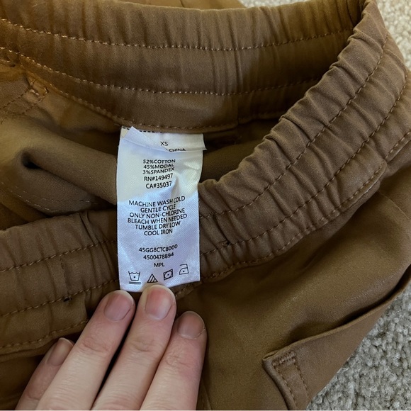 Joes Jeans Sienna Tan Coated Adjustable Waist Jogger Pants XS - Picture 10 of 10